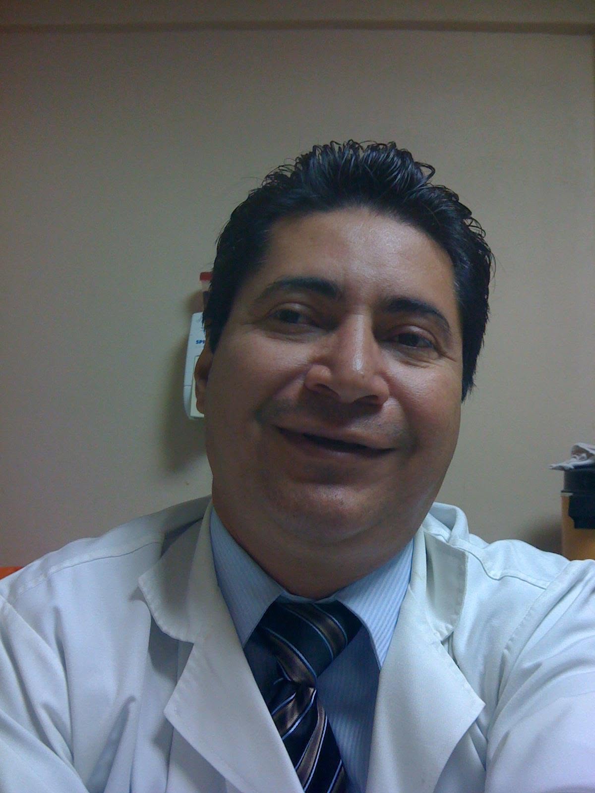 Dr. Neri Olivas Castro-Medicina General